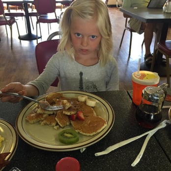 Gangnam Cafe - Shy one loves her breakfast - American Near Me - Concord, California