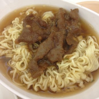 翠華餐廳 - Satay Beef with Instant Noodles in Soup. - Hong Kong Style Cafe Near Me - Hong Kong, HK 翠華餐廳 - Satay Beef with Instant Noodles in Soup. - Hong Kong Style Cafe Near Me - Hong Kong, HK
