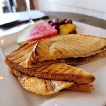 Islamorada Wine - Brunch panini - Wine Bars Near Me - Islamorada, Florida Islamorada Wine - Brunch panini - Wine Bars Near Me - Islamorada, Florida
