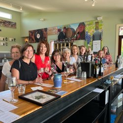 830 Elevated Wine Tours - Tasting at William Chris winery.