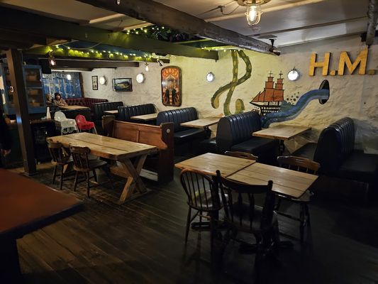The Rum & Crab Shack by null
