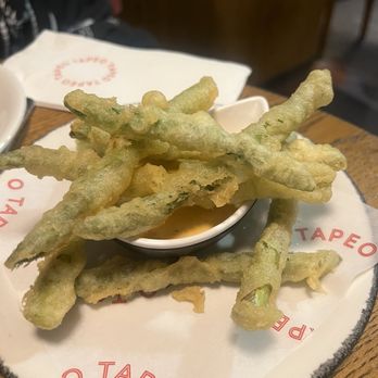 Tapeo - Tempura asparagus - Tapas Bars Near Me - Barcelona, B
