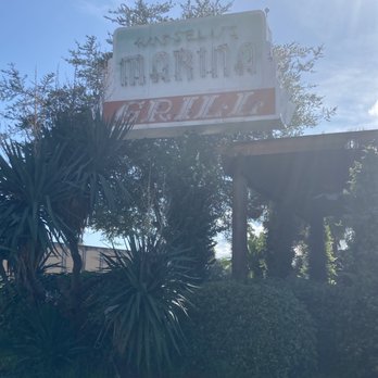 RUSSELL’S MARINA GRILL - Updated August 2024 - 689 Photos & 392 Reviews