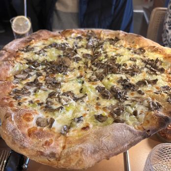 Campanella - The Palisades - Italian Near Me - Sebastopol, California
