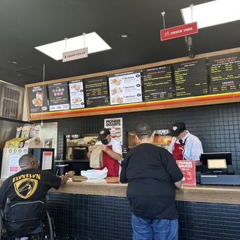 Pioneer Chicken - Inside - Fast Food Near Me - Los Angeles, California Pioneer Chicken - Inside - Fast Food Near Me - Los Angeles, California