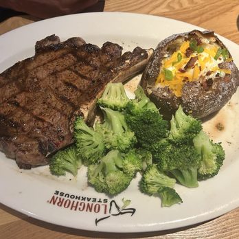 LongHorn Steakhouse - Steak and baked potato with broccoli - Steakhouses Near Me - Cape Coral, Florida LongHorn Steakhouse - Steak and baked potato with broccoli - Steakhouses Near Me - Cape Coral, Florida
