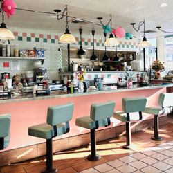 Sammy's Restaurant - Counter is great for a quick breakfast