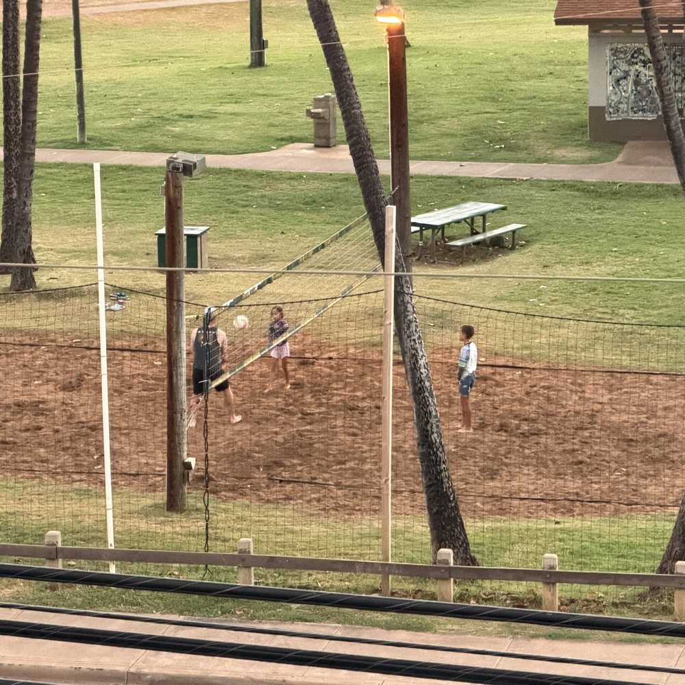 Cove Park - Free public sand volleyball courts - Parks Near Me - Kihei, Hawaii Cove Park - Free public sand volleyball courts - Parks Near Me - Kihei, Hawaii