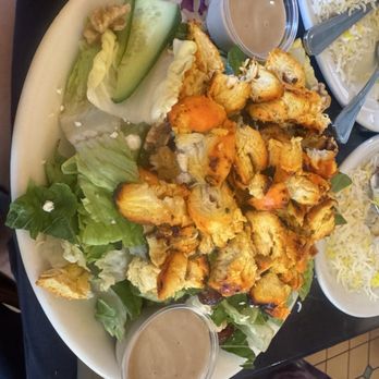 Kabob Hutt - LG House Salad with chicken main dish - Persian/Iranian Near Me - Corona, California Kabob Hutt - LG House Salad with chicken main dish - Persian/Iranian Near Me - Corona, California