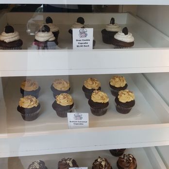 Cakes n Sweets - Bakeries Near Me - Coquitlam, British Columbia Cakes n Sweets - Bakeries Near Me - Coquitlam, British Columbia