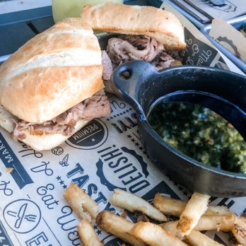 Eight Thirty Common - French dip - Gastropubs Near Me - Meridian, Idaho Eight Thirty Common - French dip - Gastropubs Near Me - Meridian, Idaho
