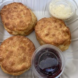 Basket O' Biscuits