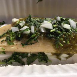 Tamale with Chicken & Green Chile Sauce Tamale with Chicken & Green Chile Sauce