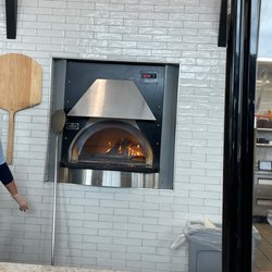 Neon Marketplace - Seekonk - Pizza oven