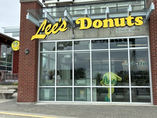 Lee's Donuts Steveston by null