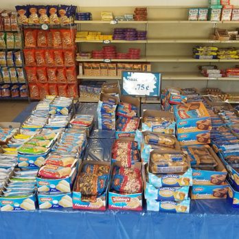 Flowers Foods - a variety of snacks on display - Bakeries Near Me - Livingston, Texas Flowers Foods - a variety of snacks on display - Bakeries Near Me - Livingston, Texas
