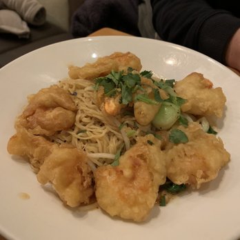 Noodlehead - Street Noodle #2 ($12.50): Tasty, crispy tempura, but noodles were dry - Thai Near Me - Pittsburgh, Pennsylvania Noodlehead - Street Noodle #2 ($12.50): Tasty, crispy tempura, but noodles were dry - Thai Near Me - Pittsburgh, Pennsylvania