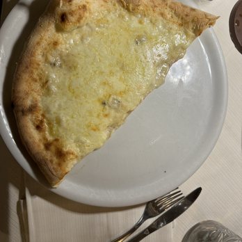 Napoletano's - quattro formaggi pizza - Italian Near Me - Rome, RM Napoletano's - quattro formaggi pizza - Italian Near Me - Rome, RM