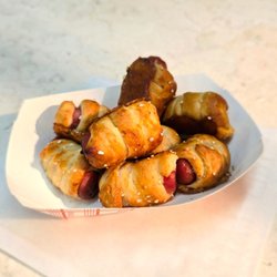 Crossroads Market & Auction - Visit Smucker's Soft Pretzels! A great snack!