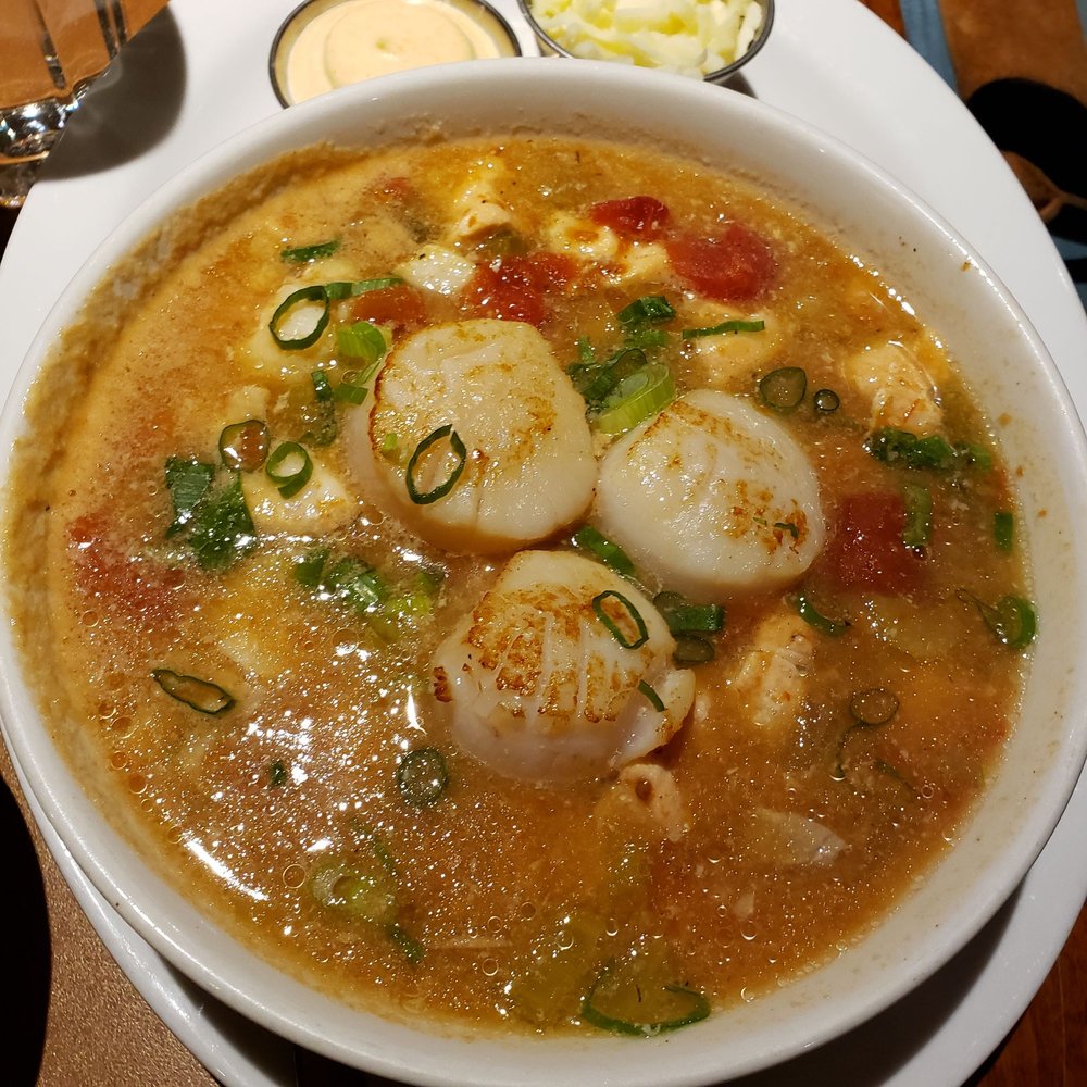 Brise-Bise - Bouillabaisse Gaspesienne - Seafood Near Me - Gaspé, Quebec