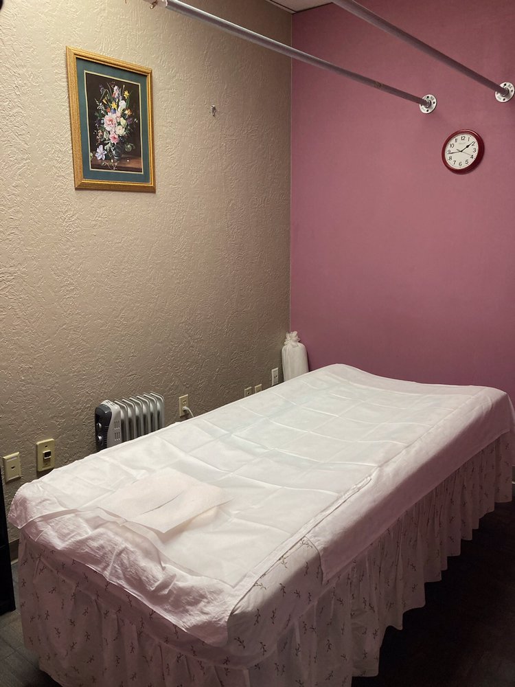 AA MASSAGE - 12 Photos - 14211 Pacific St, Omaha, Nebraska - Massage