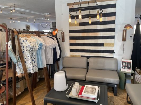 Design Menagerie by null