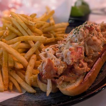 Jumpin’ Lobster - Lobster roll $24.99 - Seafood Near Me - Monterey Park, California Jumpin’ Lobster - Lobster roll $24.99 - Seafood Near Me - Monterey Park, California