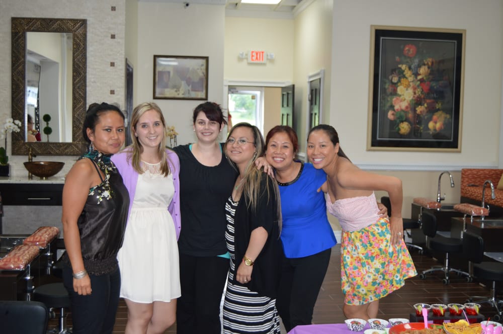 Mantra Nails Lounge Image