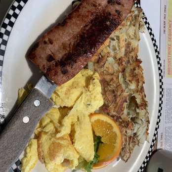 Black Bear Diner - Chicken Apple Sausage Strip-Cut Hash Browns - Diners Near Me - Colma, California Black Bear Diner - Chicken Apple Sausage Strip-Cut Hash Browns - Diners Near Me - Colma, California