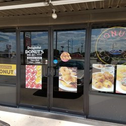 Delightful Donuts - Entrance