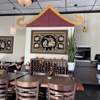 Chili Thai - Tacoma - Interior - Thai Near Me - Tacoma, Washington Chili Thai - Tacoma - Interior - Thai Near Me - Tacoma, Washington