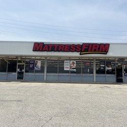 Mattress Firm Brookhaven