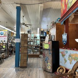 Western Trail Antiques & Marketplace