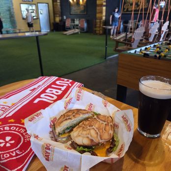 The Commons - My Bay Boy Sandwich, NA Guinness, & scarf - Cocktail Bars Near Me - North Kansas City, Missouri The Commons - My Bay Boy Sandwich, NA Guinness, & scarf - Cocktail Bars Near Me - North Kansas City, Missouri
