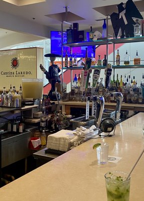 Cantina Laredo by null