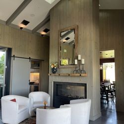 Robert Young Estate Winery