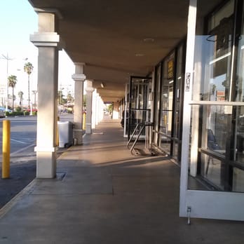 Laundry Stop - Waiting outside - Laundromat Near Me - Anaheim, California