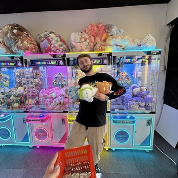 Dragon Claw - Arcades Near Me - Westminster, California