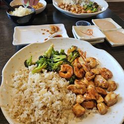 Umi Japanese Sushi & Hibachi
