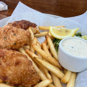 Duke's La Jolla - Fresh Fish & Chips - New American Near Me - La Jolla, California