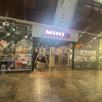 Mini Q - Exterior - Toy Stores Near Me - Aiea, Hawaii