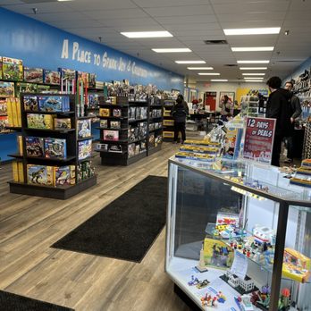 Bricks & Minifigs Roseville - Toy Stores Near Me - Roseville, Minnesota Bricks & Minifigs Roseville - Toy Stores Near Me - Roseville, Minnesota