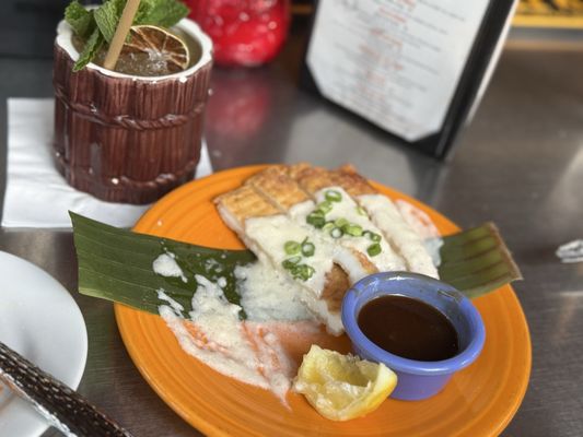 Hula's Island Grill by null