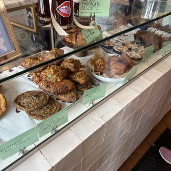 Broken Tart - Bakeries Near Me - Oak Park, Illinois Broken Tart - Bakeries Near Me - Oak Park, Illinois