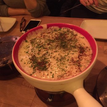 Gärtnerplatz Alm - Trüffel Fondue - Fondue Near Me - Munich, BY