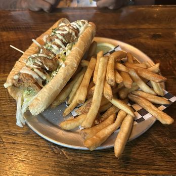 Elk Ave Tavern - Shrimp po boy - Comfort Food Near Me - Rock Hill, South Carolina