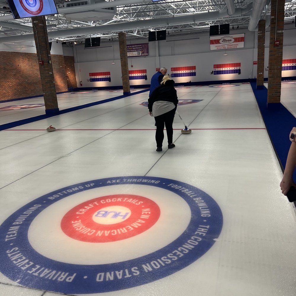 HUB Stadium Novi - Me curling - Lounges Near Me - Novi, Michigan HUB Stadium Novi - Me curling - Lounges Near Me - Novi, Michigan