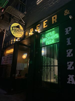 Foghorn Taproom by null