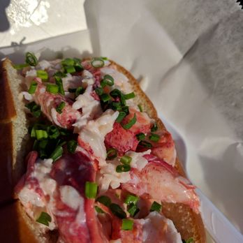 Bite Into Maine - Maine style - Seafood Near Me - Cape Elizabeth, Maine