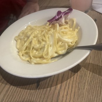 Steve's Steakhouse - Kids pasta with Alfredo - Steakhouses Near Me - Avalon, California